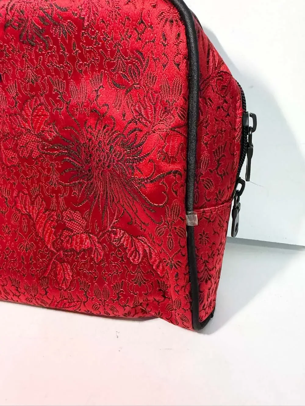 Modella Red Floral Brocade Cosmetic Makeup Bag Set